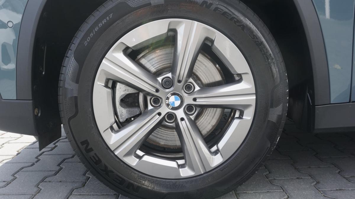 Originalaufnahme des Fahrzeugs Originalaufnahme des Fahrzeugs