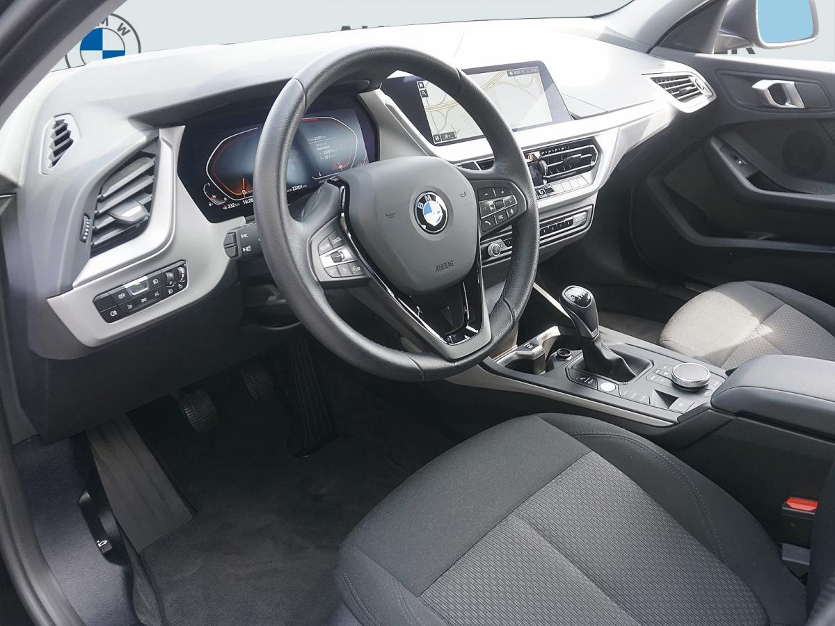 Originalaufnahme des Fahrzeugs Originalaufnahme des Fahrzeugs