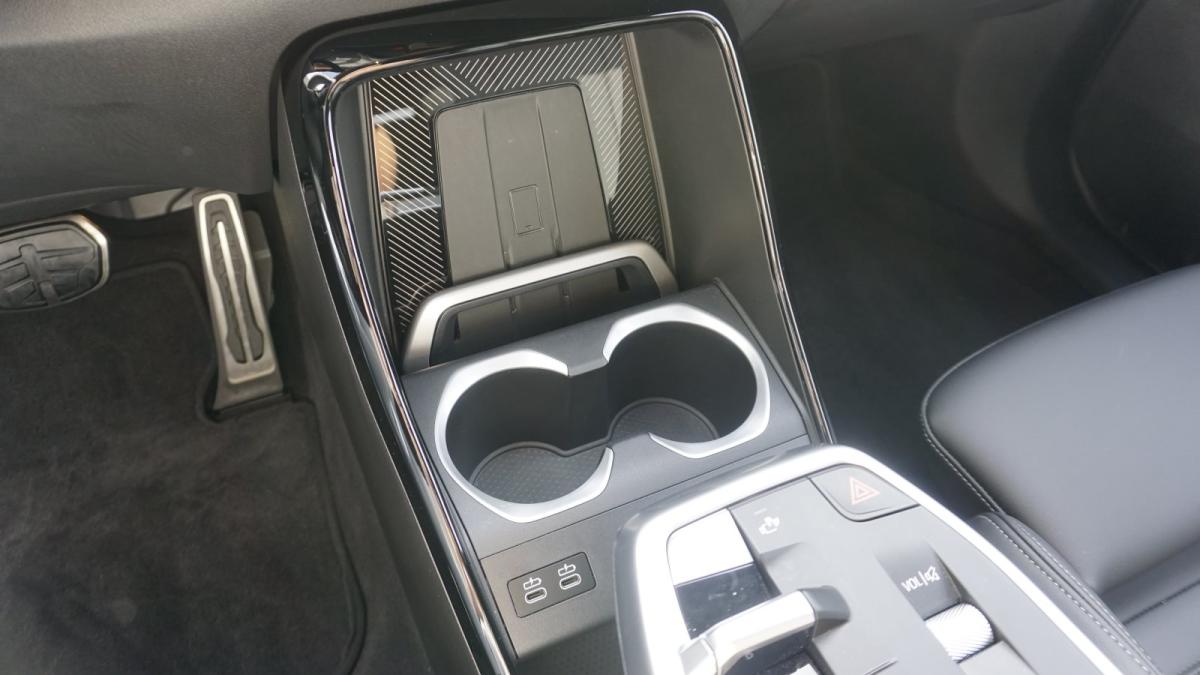 Originalaufnahme des Fahrzeugs Originalaufnahme des Fahrzeugs
