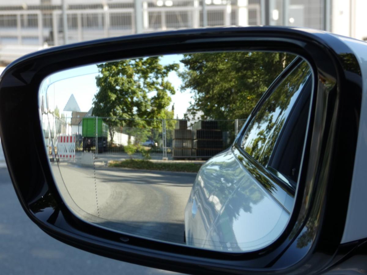 Originalaufnahme des Fahrzeugs Originalaufnahme des Fahrzeugs