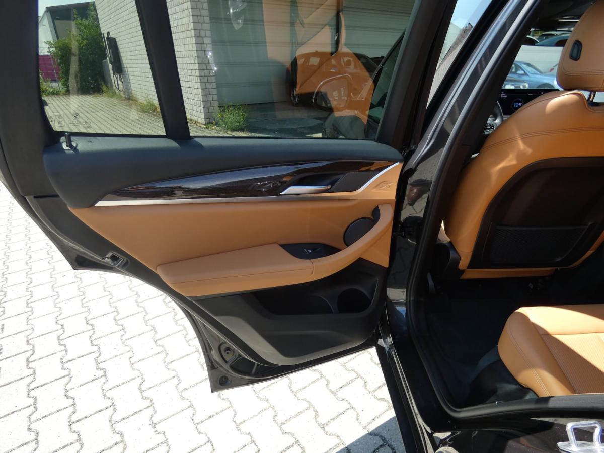 Originalaufnahme des Fahrzeugs Originalaufnahme des Fahrzeugs