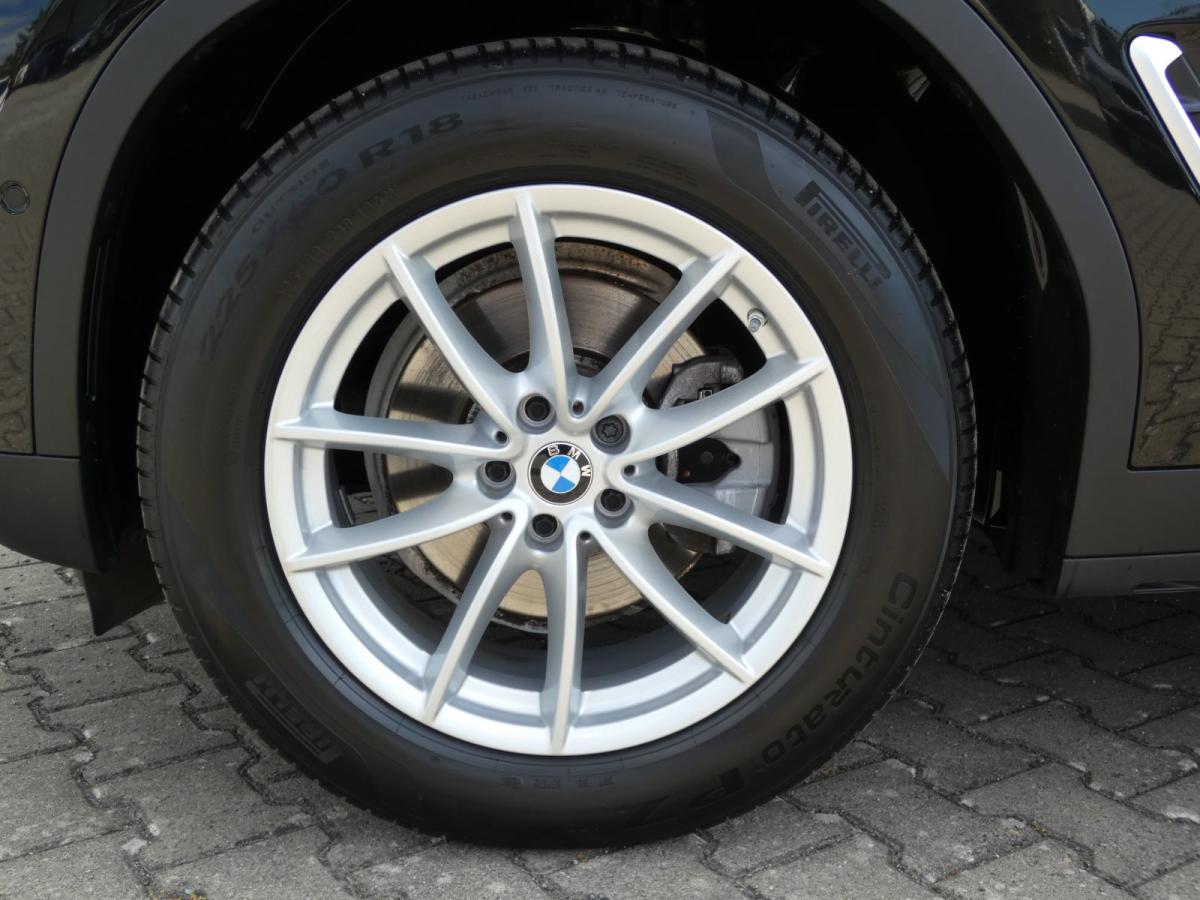 Originalaufnahme des Fahrzeugs