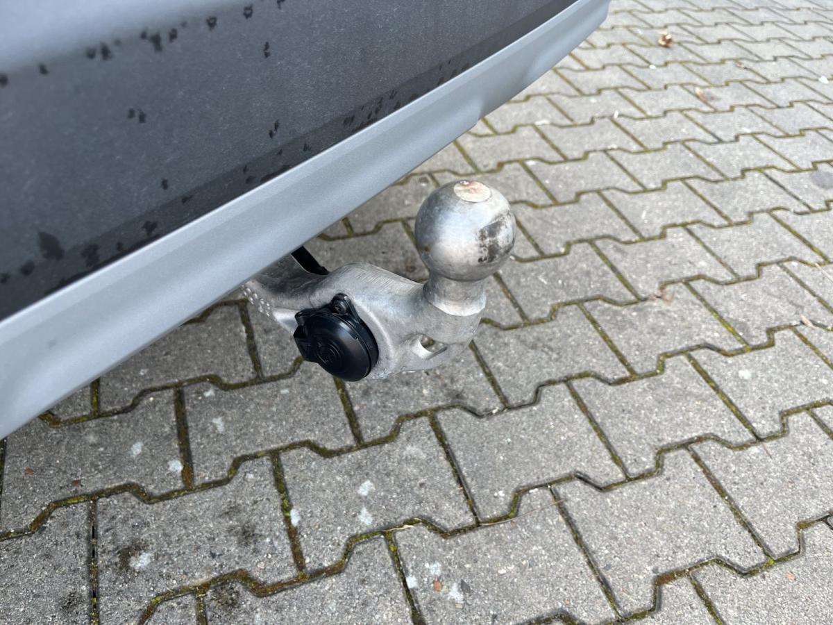 Originalaufnahme des Fahrzeugs Originalaufnahme des Fahrzeugs