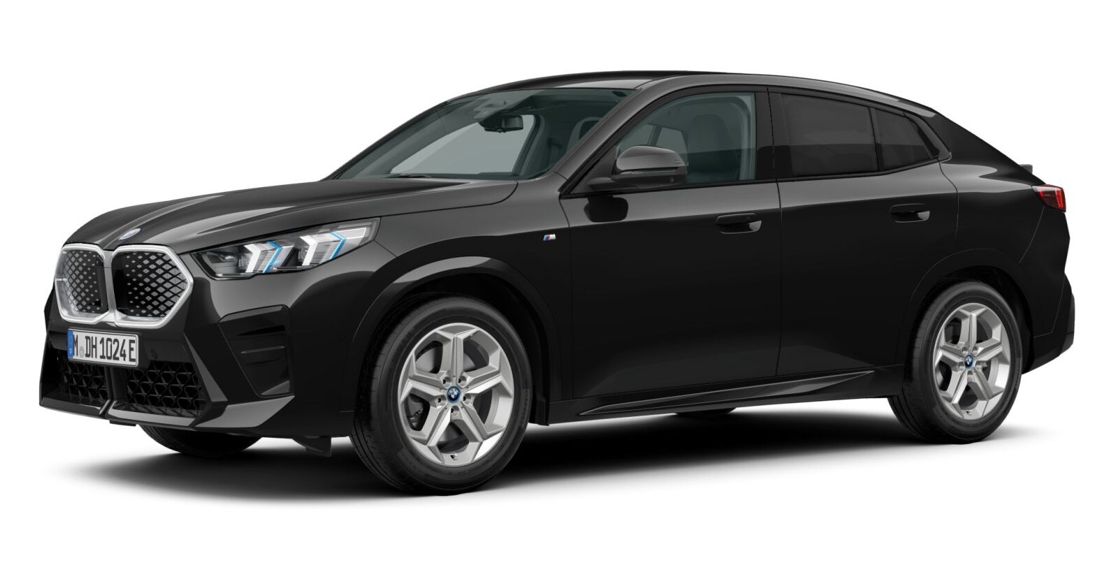 BMW iX2 xDrive30 in Schwarz von vorne BMW iX2 xDrive30 in Schwarz von vorne