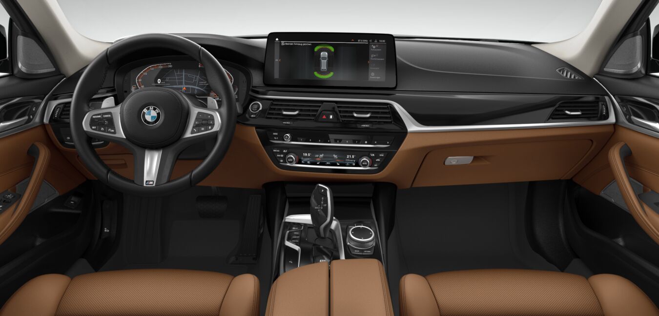 BMW BMW 5er im Innenraum von vorne BMW BMW 5er im Innenraum von vorne