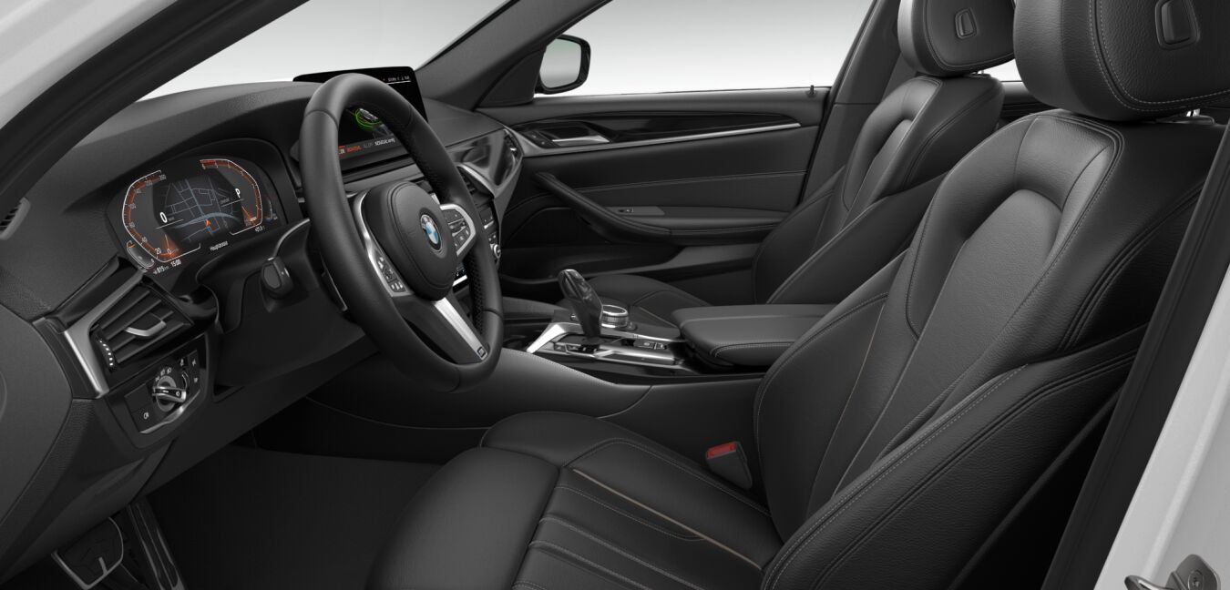 BMW BMW 5er im Innenraum seitlich BMW BMW 5er im Innenraum seitlich
