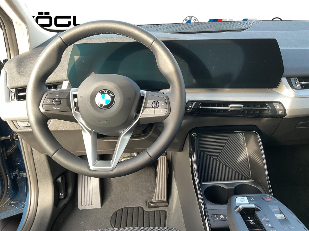 BMW 218i Active Tourer im Innenraum