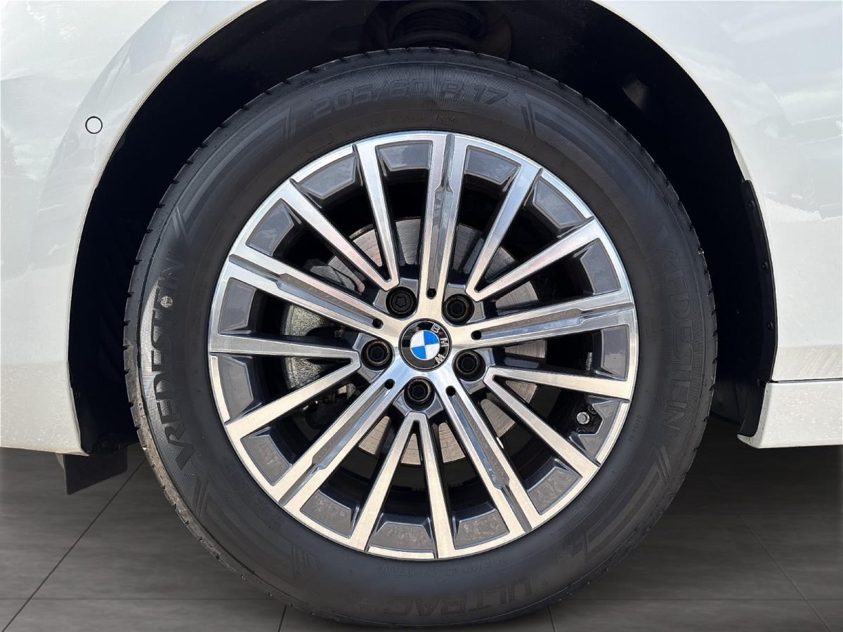 Originalaufnahme des Fahrzeugs Originalaufnahme des Fahrzeugs