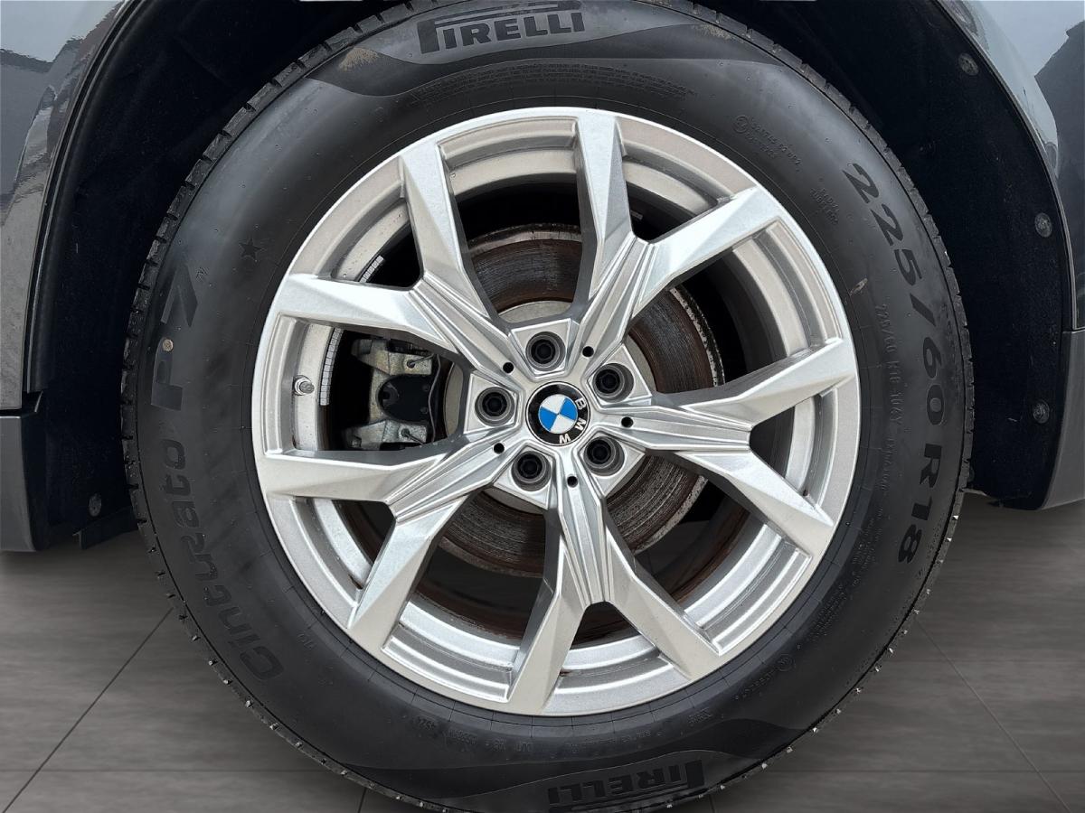 Originalaufnahme des Fahrzeugs Originalaufnahme des Fahrzeugs