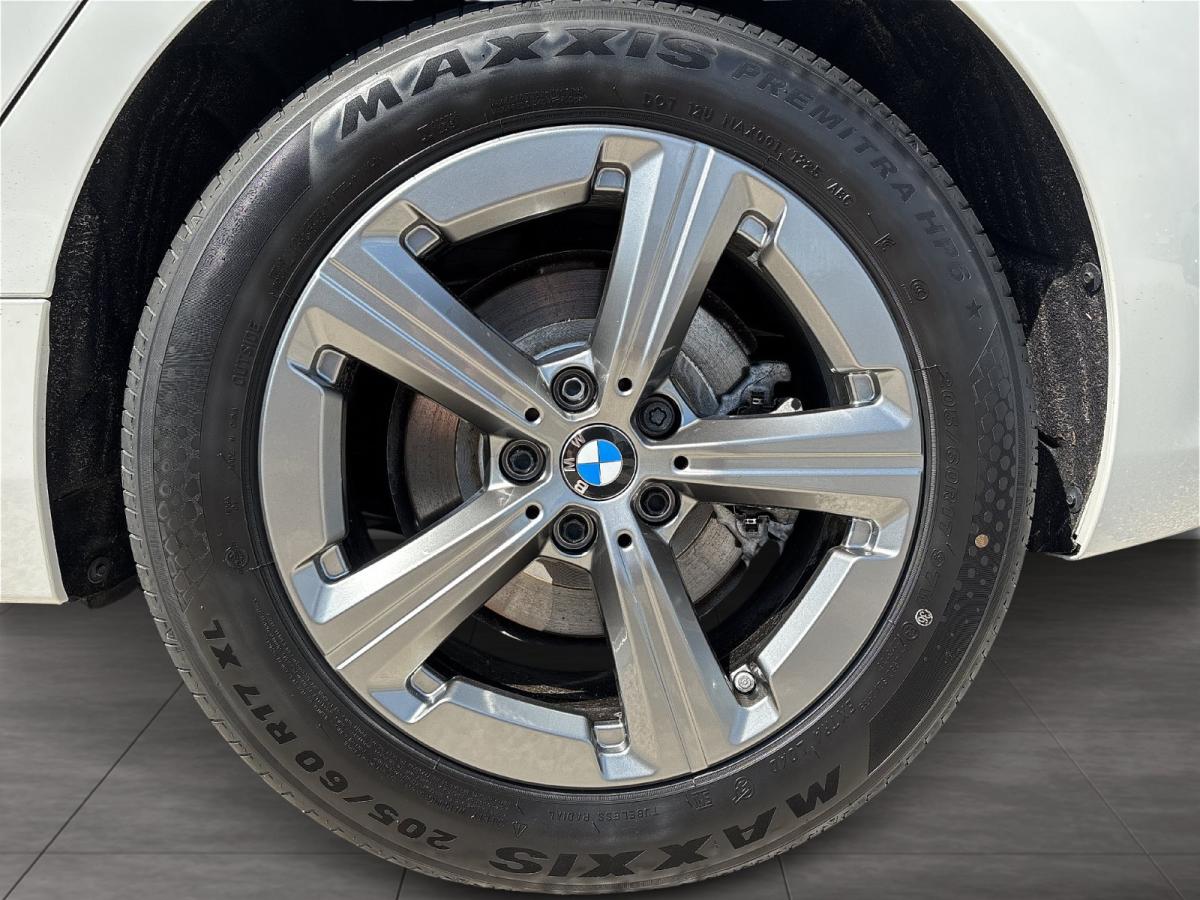 Originalaufnahme des Fahrzeugs Originalaufnahme des Fahrzeugs