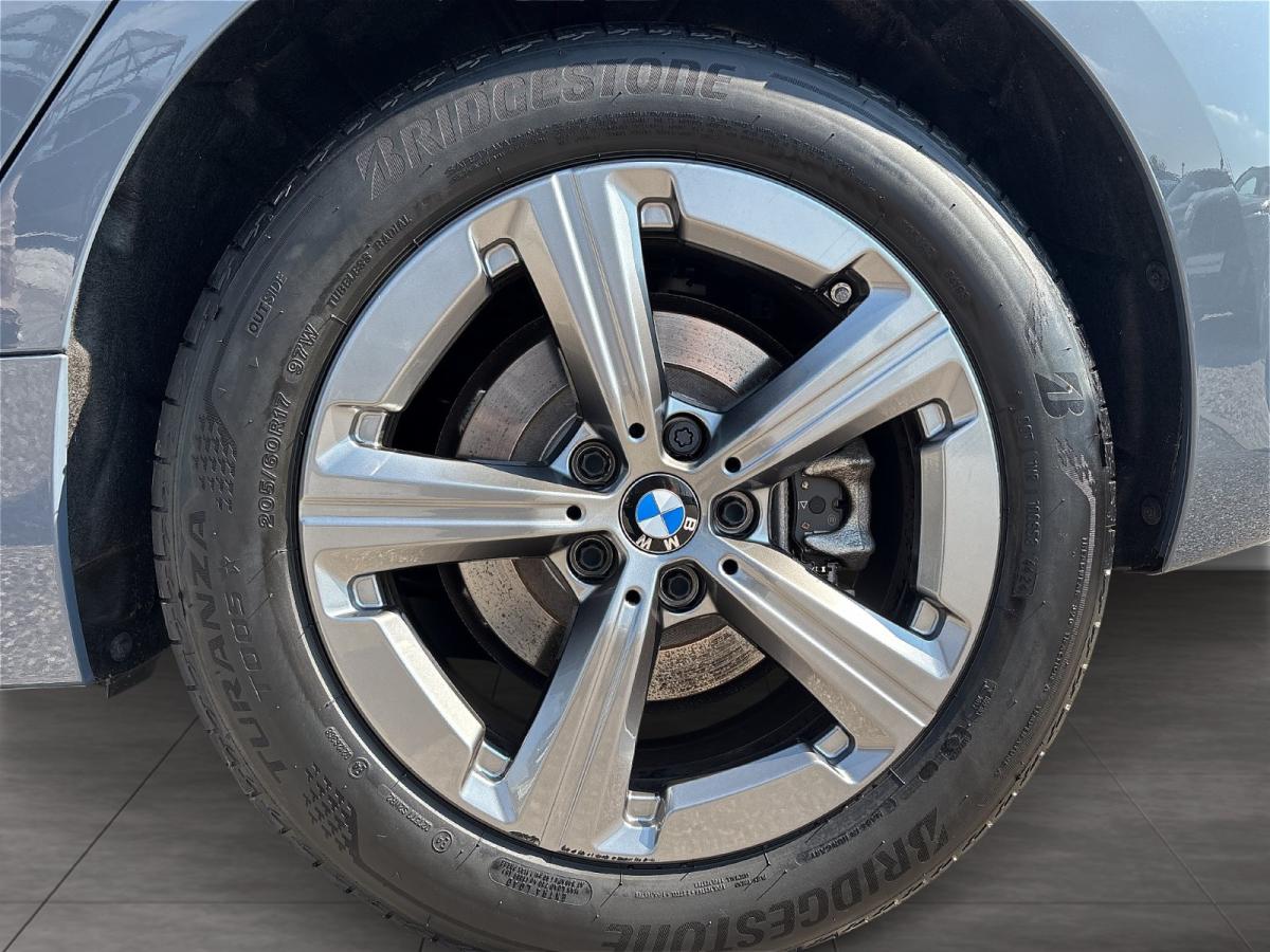 Originalaufnahme des Fahrzeugs Originalaufnahme des Fahrzeugs