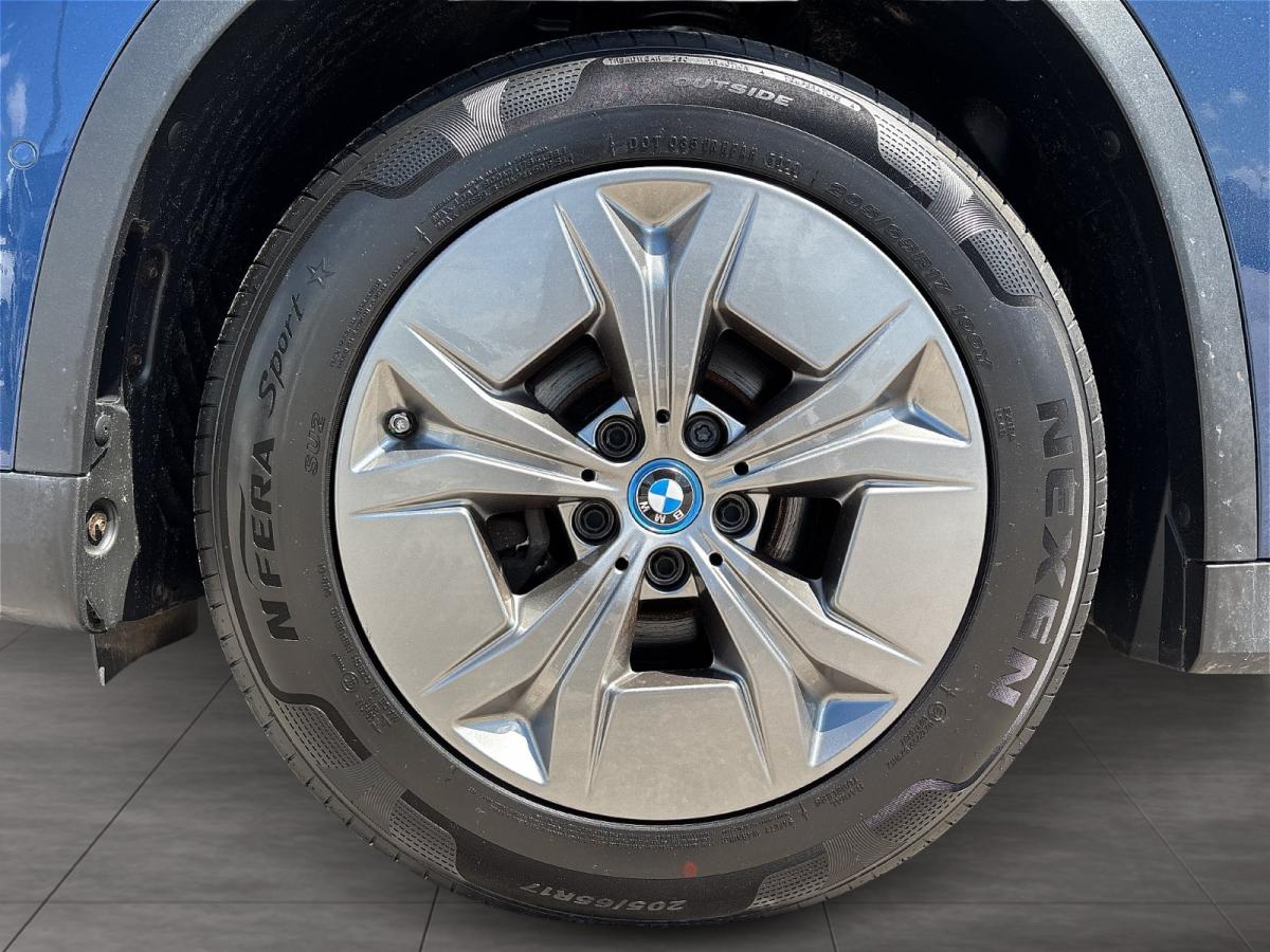 Originalaufnahme des Fahrzeugs Originalaufnahme des Fahrzeugs