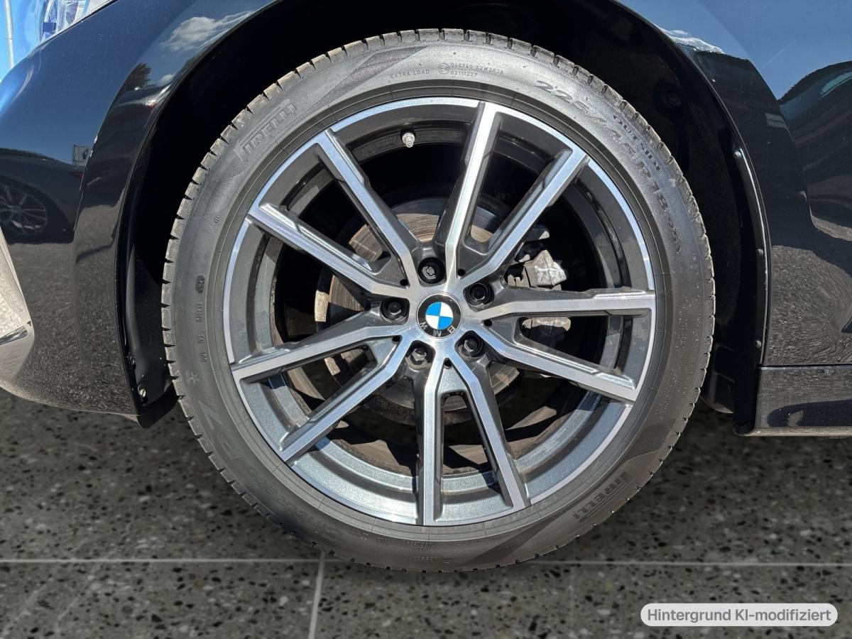 Originalaufnahme des Fahrzeugs Originalaufnahme des Fahrzeugs
