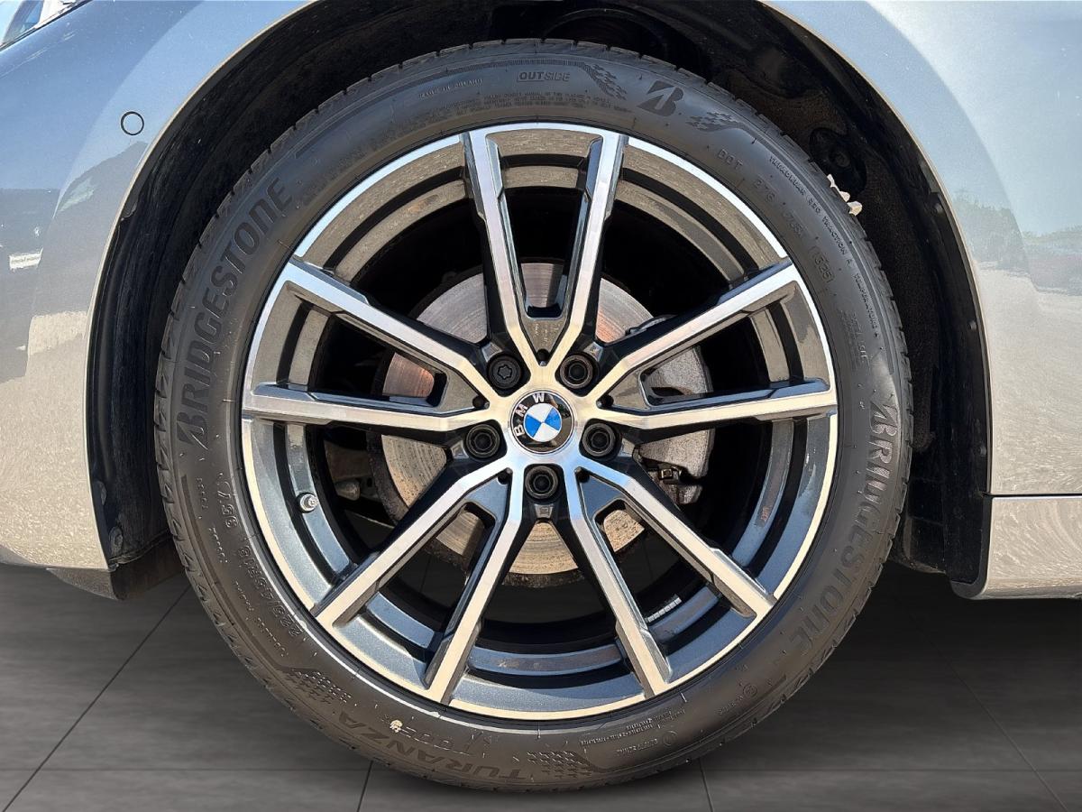 Originalaufnahme des Fahrzeugs Originalaufnahme des Fahrzeugs