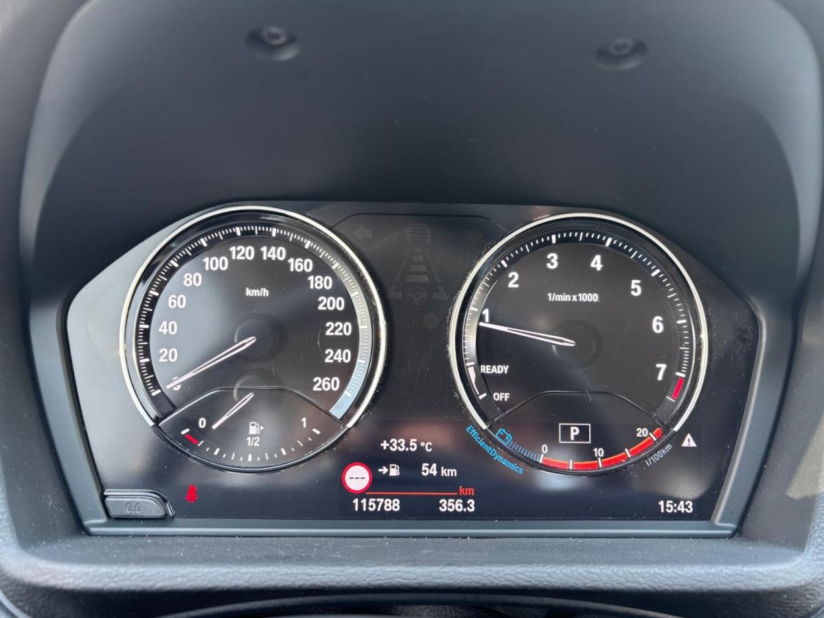 Originalaufnahme des Fahrzeugs Originalaufnahme des Fahrzeugs