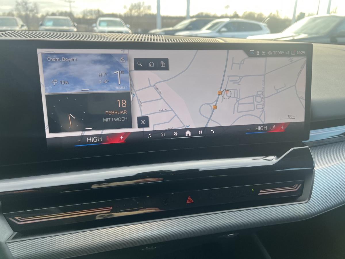 BMW 520d Limousine im Innenraum