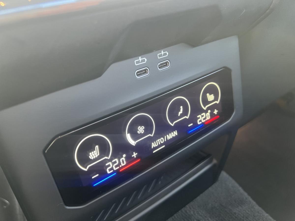 BMW 520d Limousine im Innenraum