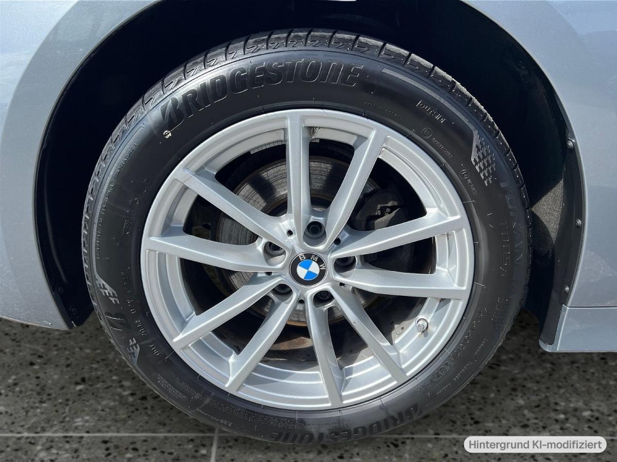 Originalaufnahme des Fahrzeugs Originalaufnahme des Fahrzeugs