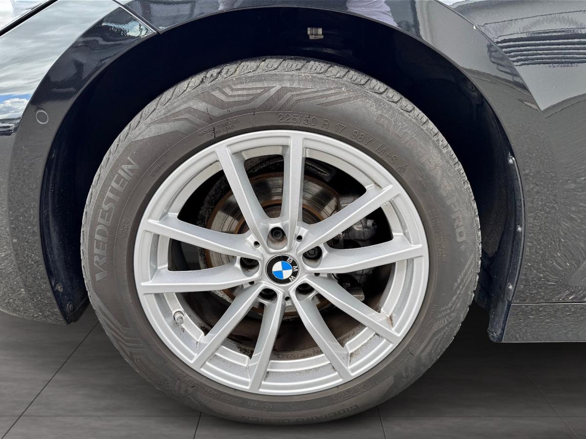 Originalaufnahme des Fahrzeugs Originalaufnahme des Fahrzeugs