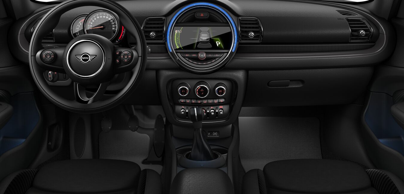MINI MINI Clubman im Innenraum von vorne