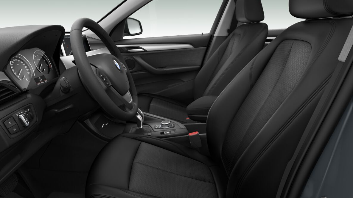 BMW BMW X im Innenraum seitlich BMW BMW X im Innenraum seitlich
