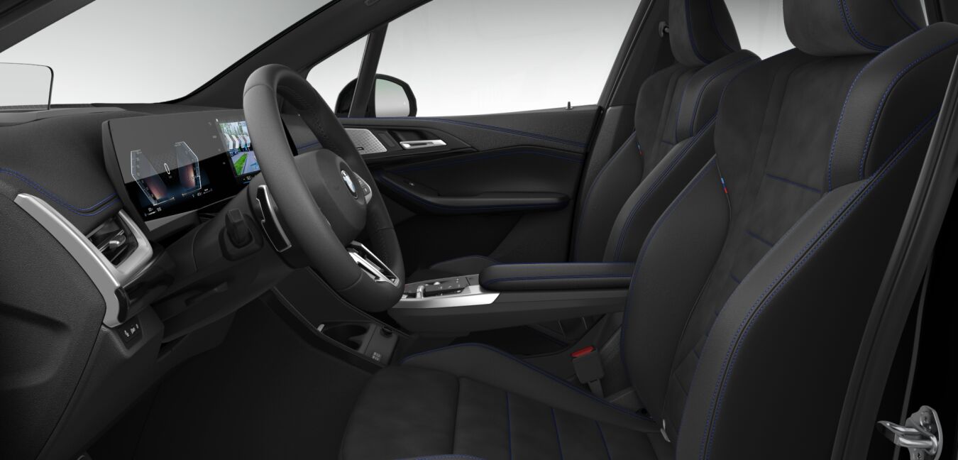 BMW BMW 2er im Innenraum seitlich BMW BMW 2er im Innenraum seitlich