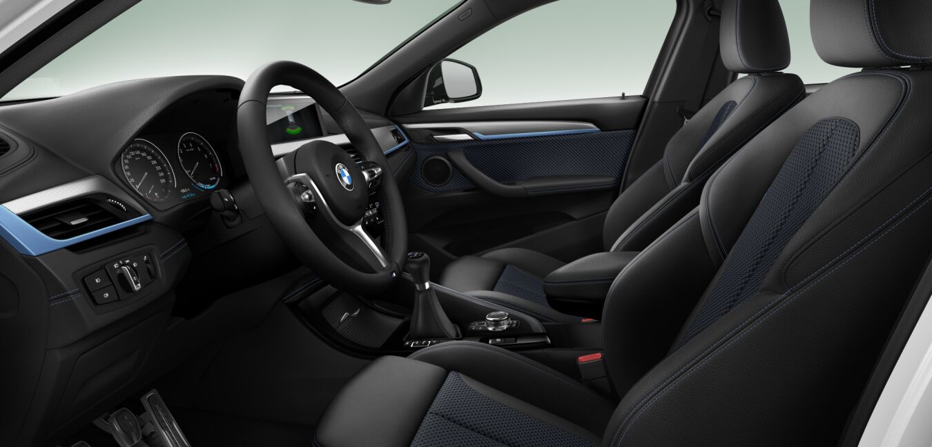 BMW BMW X im Innenraum seitlich