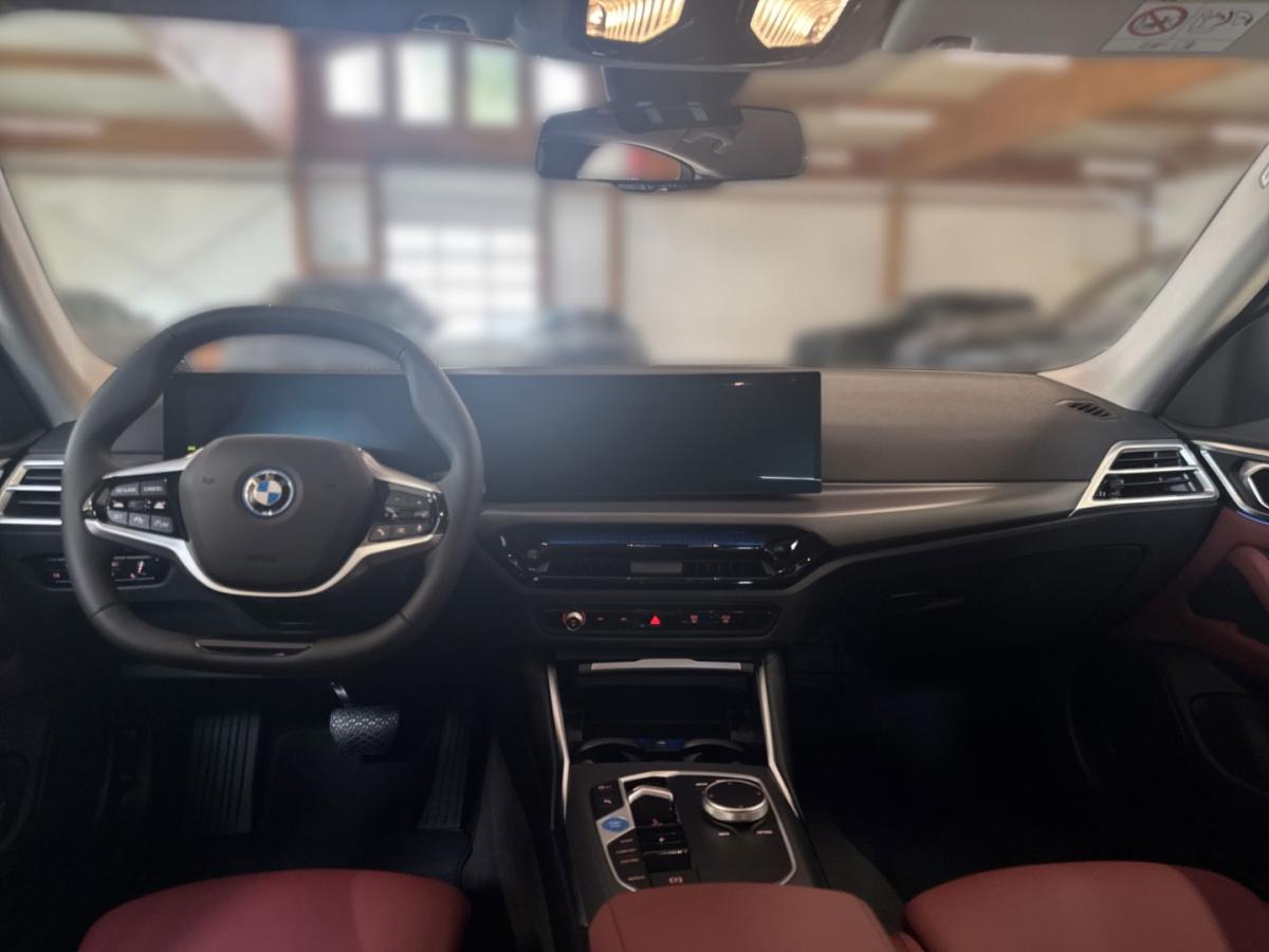 Originalaufnahme des Fahrzeugs Originalaufnahme des Fahrzeugs
