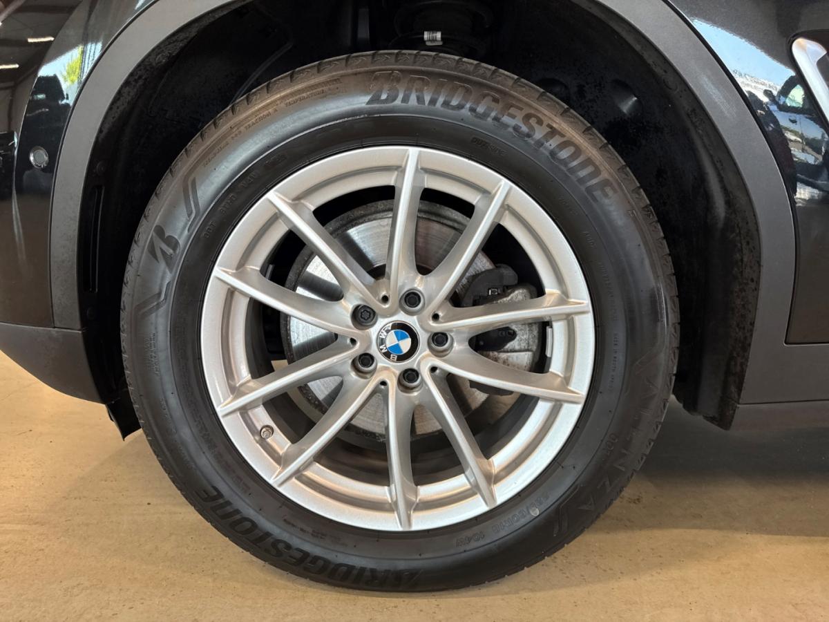 Originalaufnahme des Fahrzeugs Originalaufnahme des Fahrzeugs