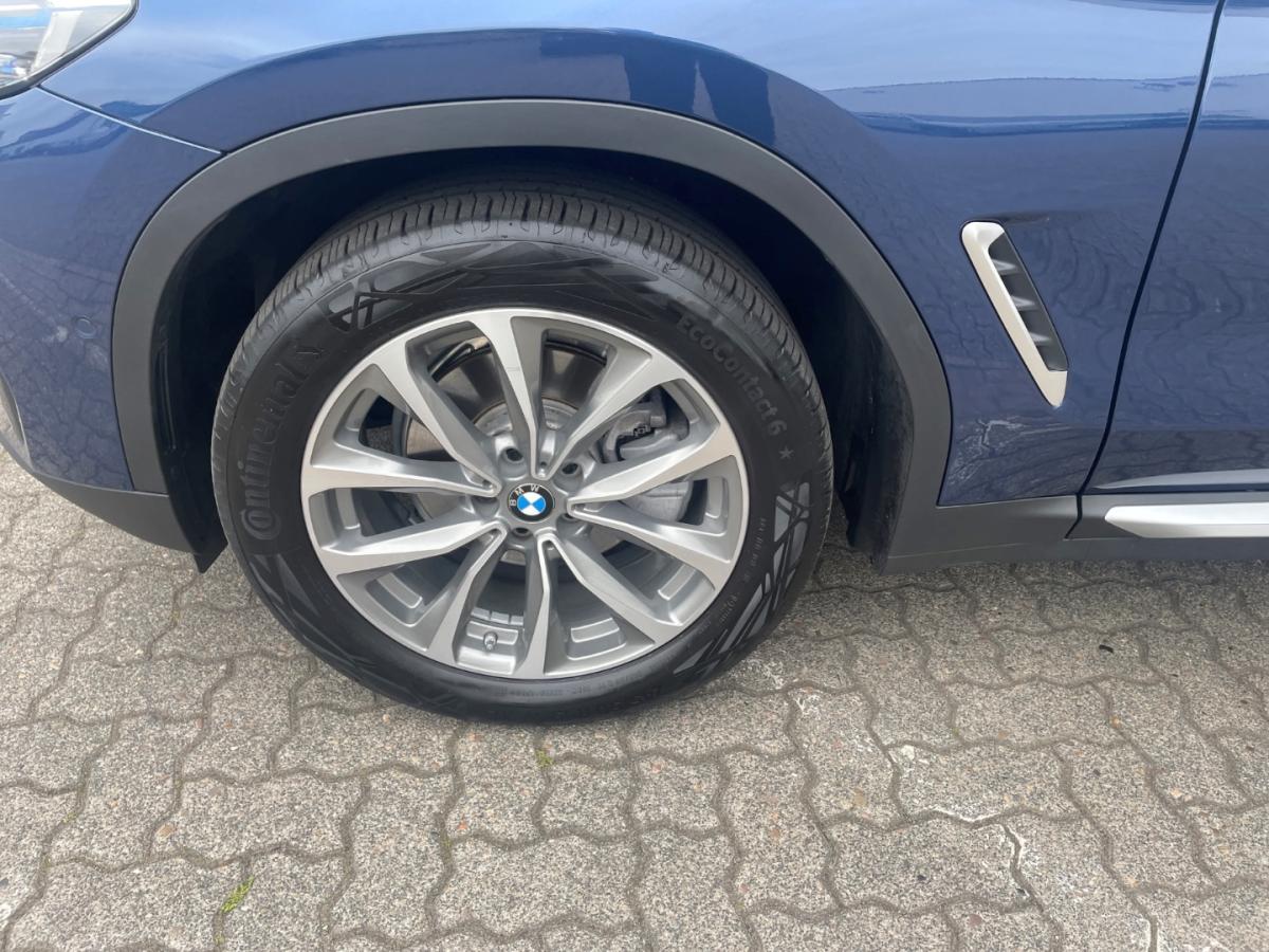 Originalaufnahme des Fahrzeugs Originalaufnahme des Fahrzeugs