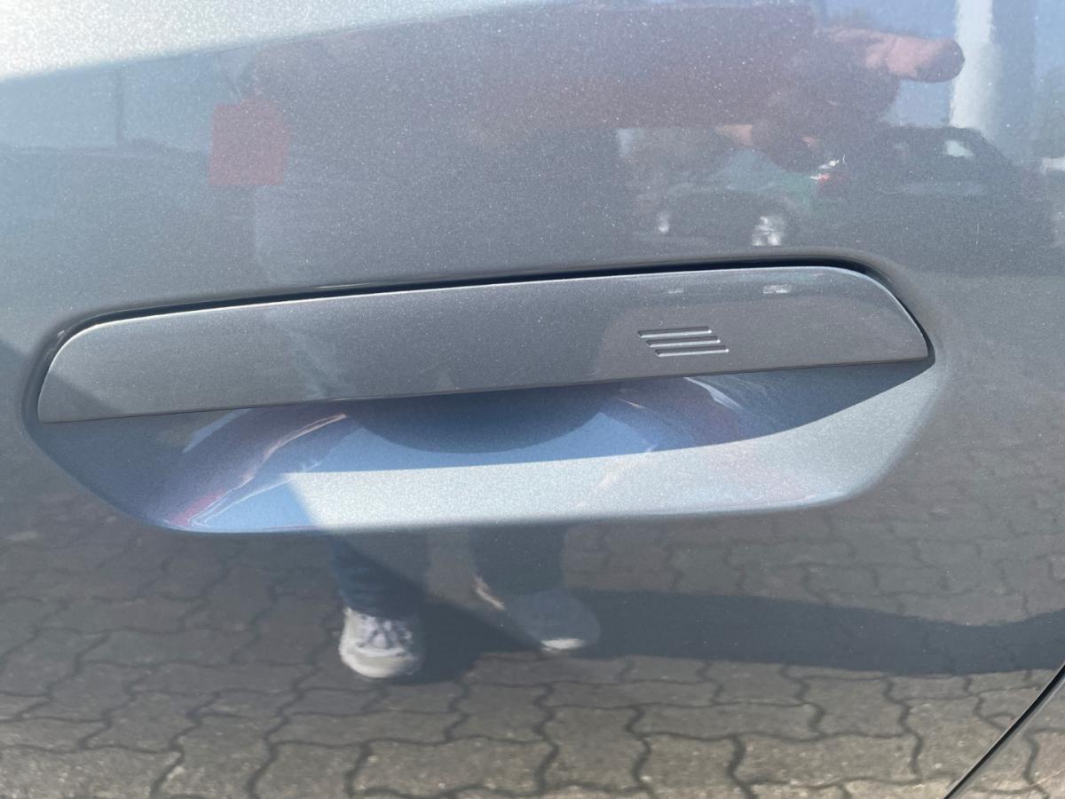 Originalaufnahme des Fahrzeugs Originalaufnahme des Fahrzeugs