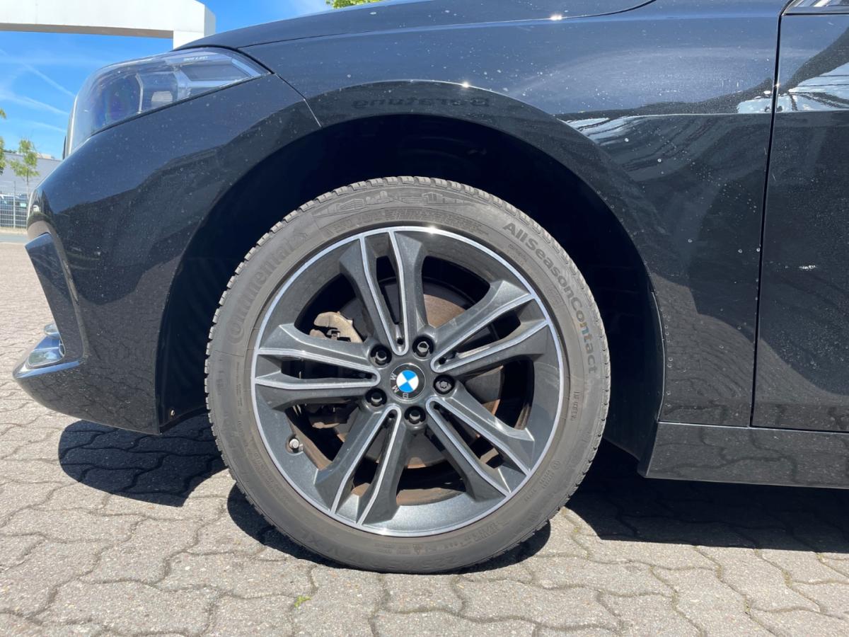 Originalaufnahme des Fahrzeugs Originalaufnahme des Fahrzeugs