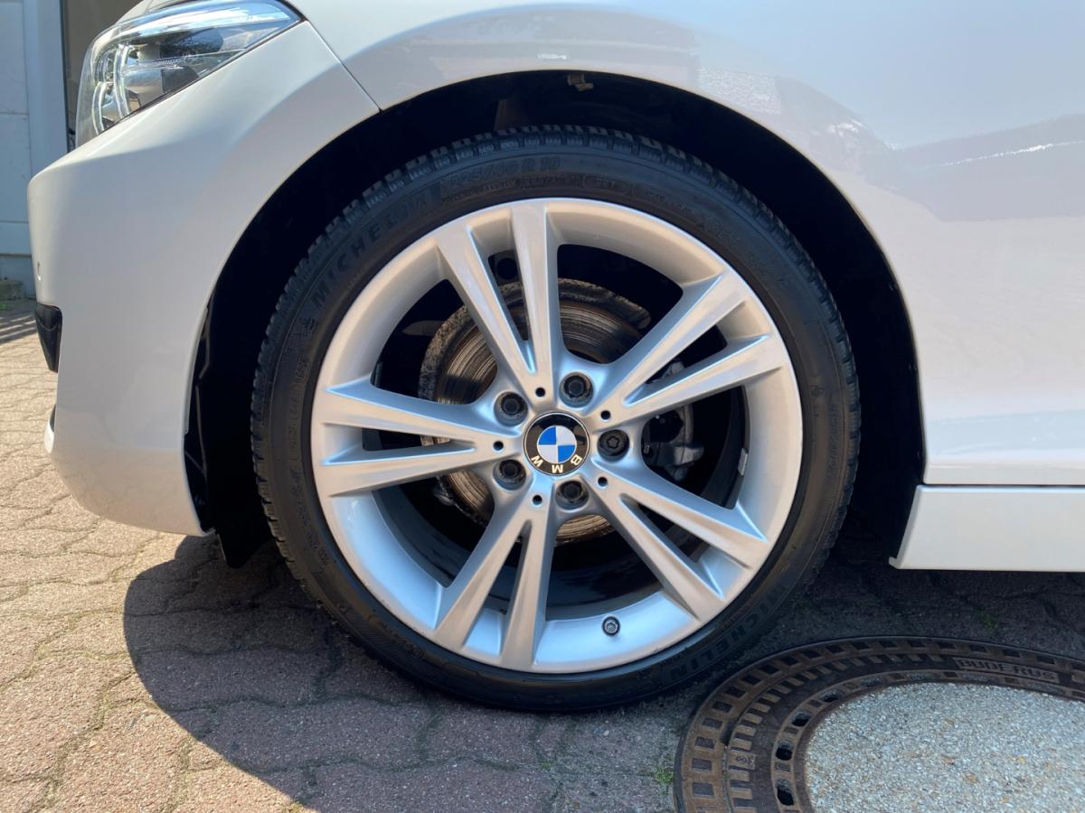 Originalaufnahme des Fahrzeugs Originalaufnahme des Fahrzeugs