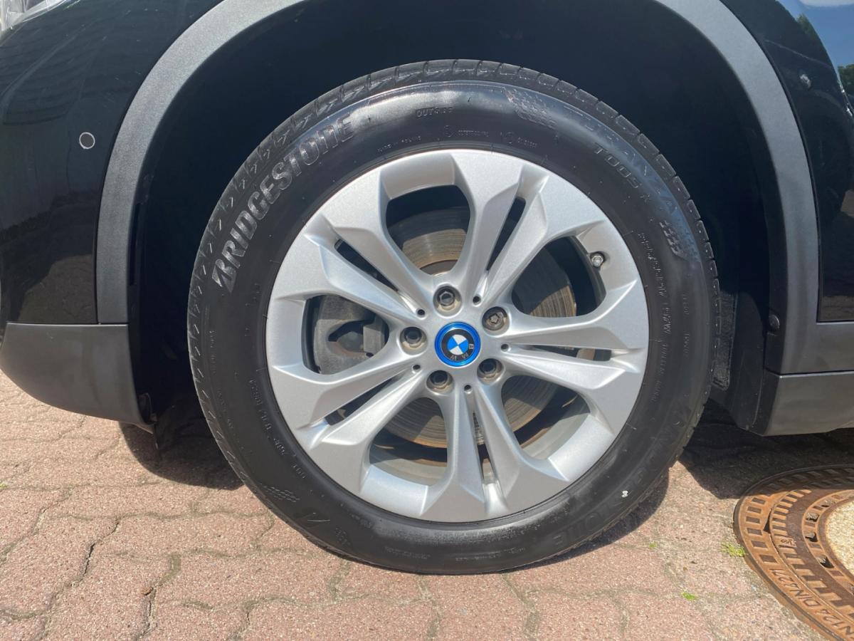 Originalaufnahme des Fahrzeugs Originalaufnahme des Fahrzeugs
