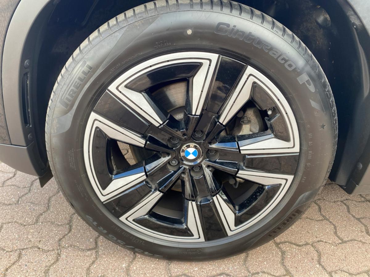 Originalaufnahme des Fahrzeugs Originalaufnahme des Fahrzeugs