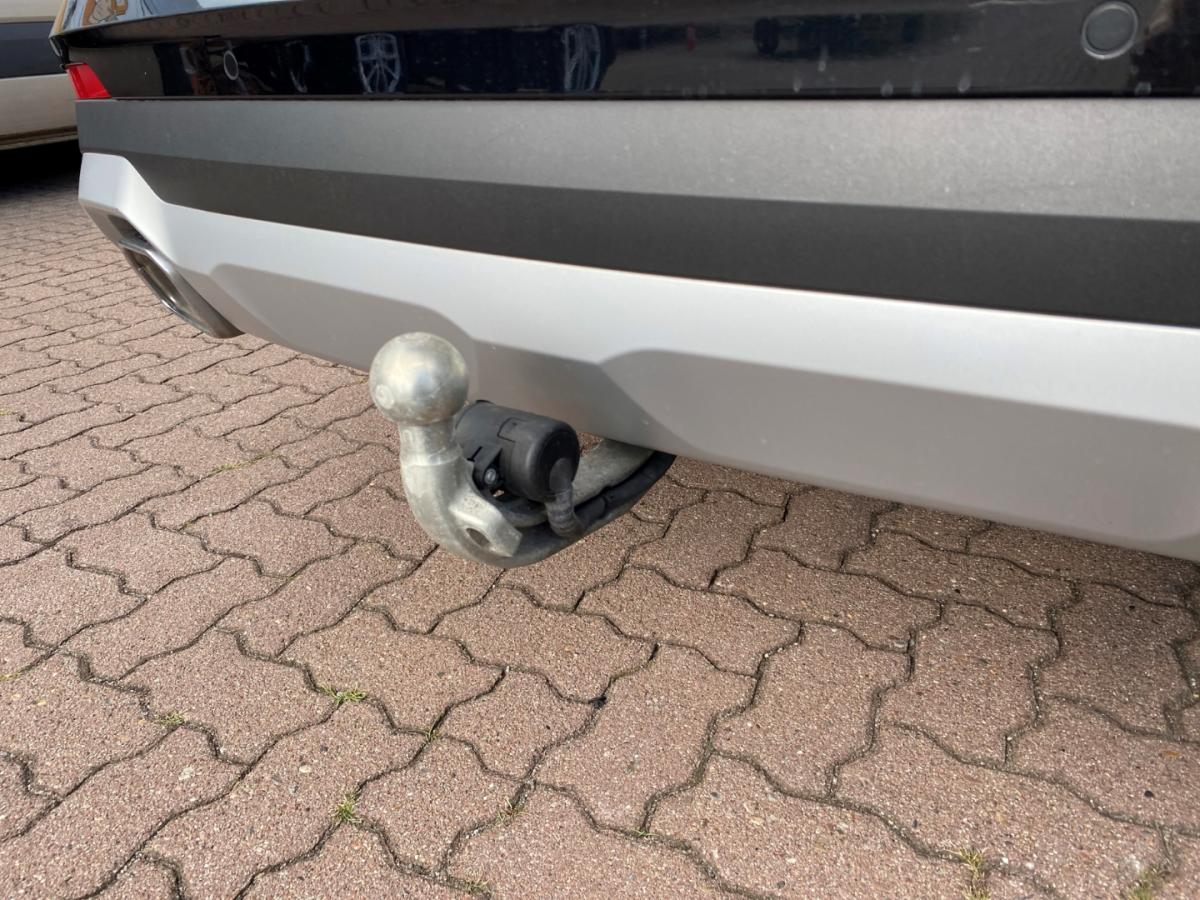 Originalaufnahme des Fahrzeugs Originalaufnahme des Fahrzeugs