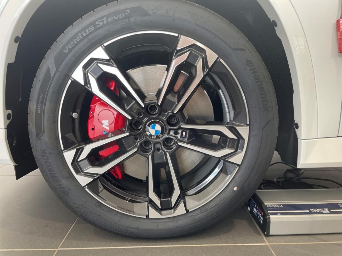Originalaufnahme des Fahrzeugs Originalaufnahme des Fahrzeugs