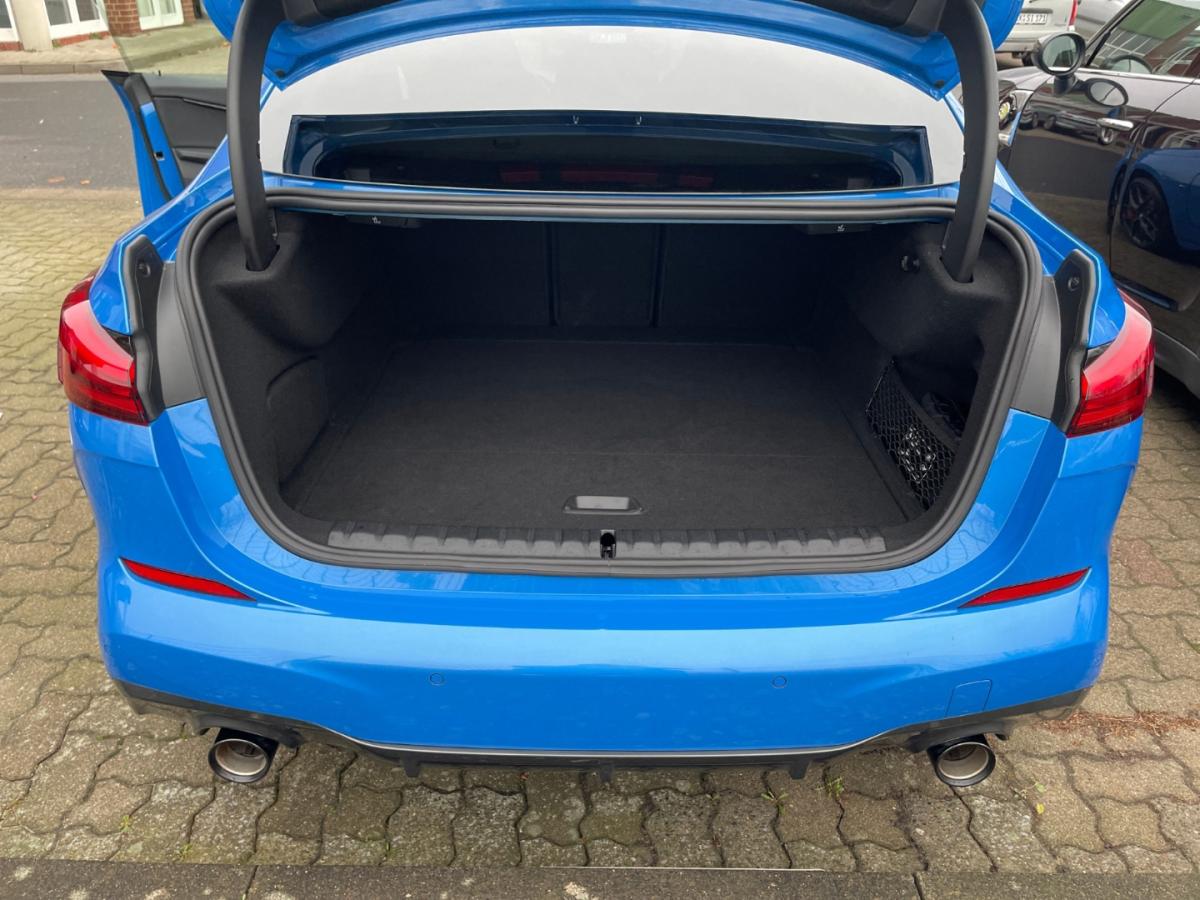 Originalaufnahme des Fahrzeugs Originalaufnahme des Fahrzeugs