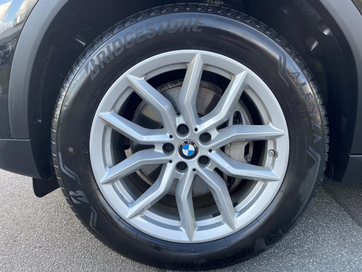 Originalaufnahme des Fahrzeugs Originalaufnahme des Fahrzeugs