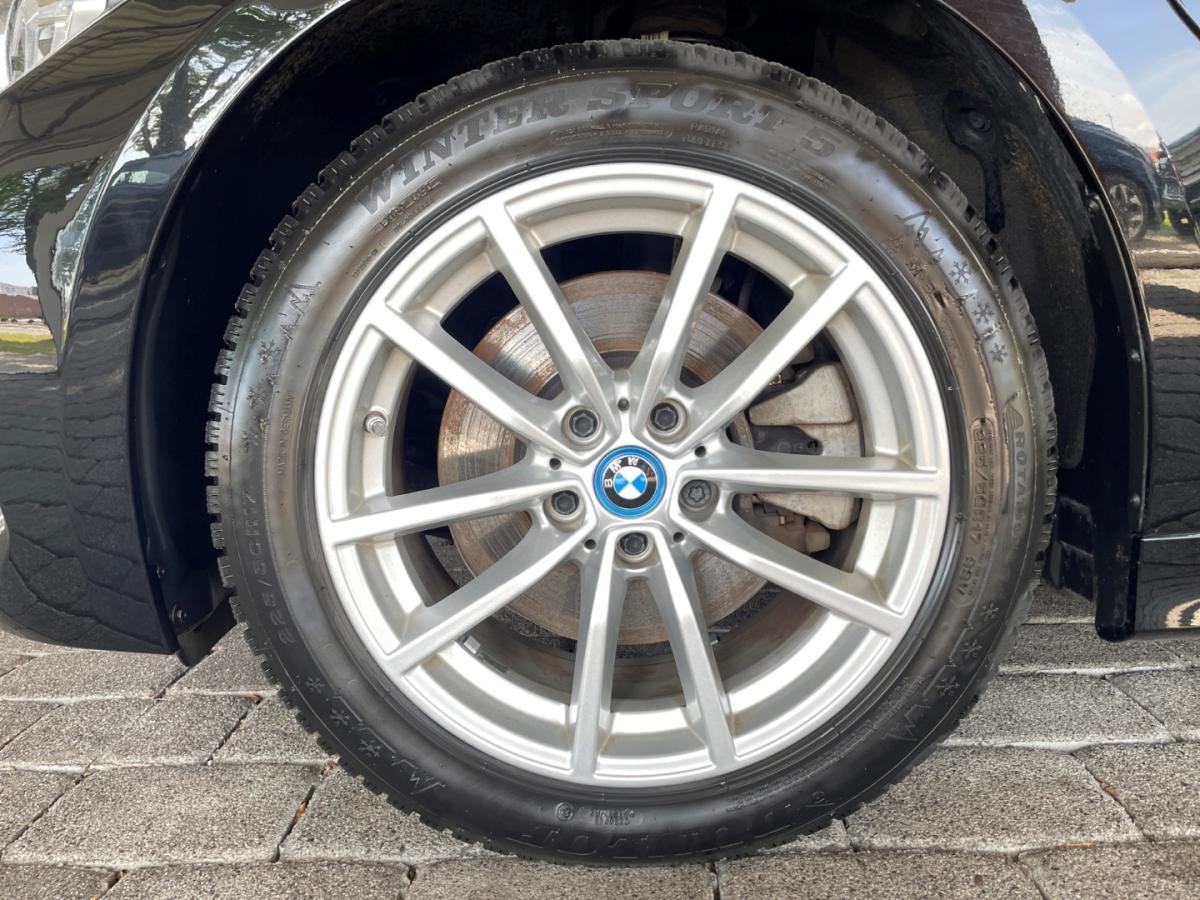 Originalaufnahme des Fahrzeugs Originalaufnahme des Fahrzeugs
