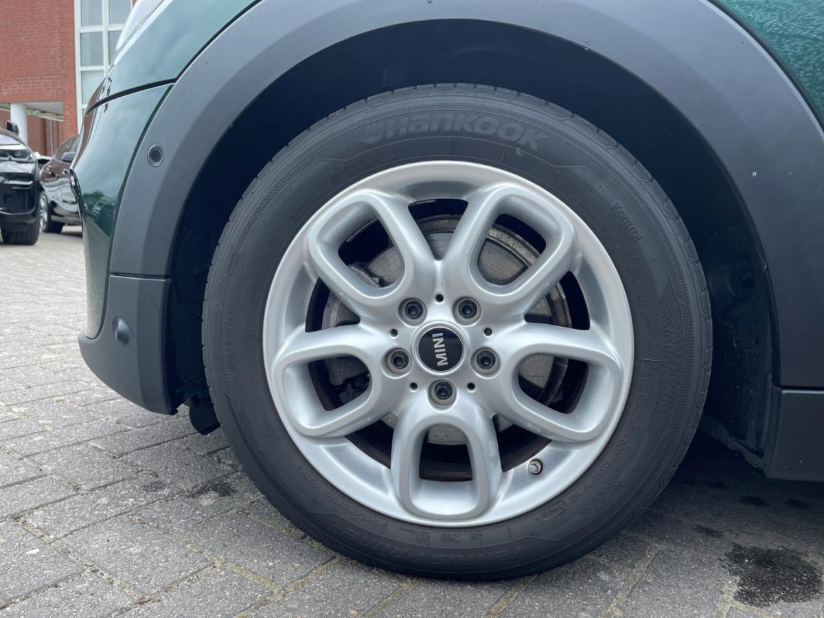 Originalaufnahme des Fahrzeugs Originalaufnahme des Fahrzeugs