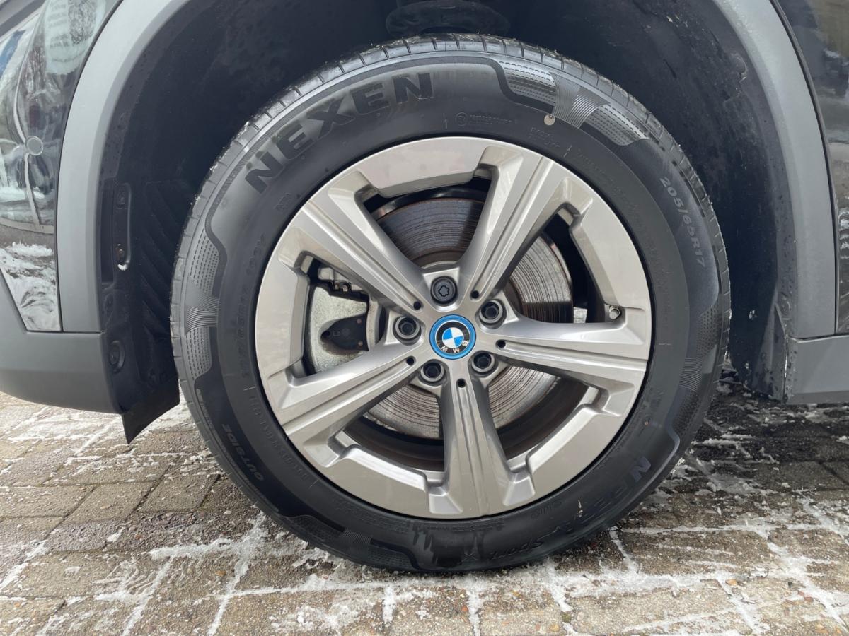 Originalaufnahme des Fahrzeugs Originalaufnahme des Fahrzeugs