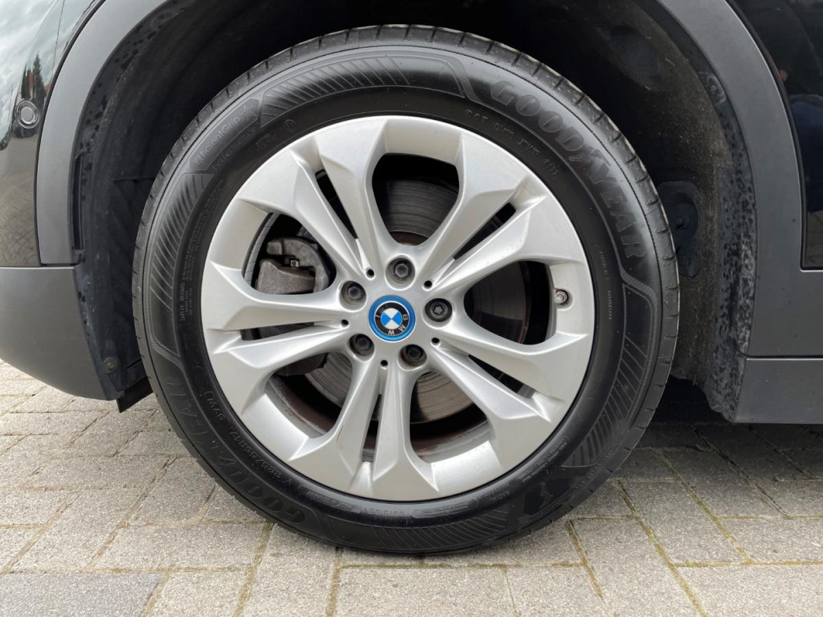 Originalaufnahme des Fahrzeugs Originalaufnahme des Fahrzeugs