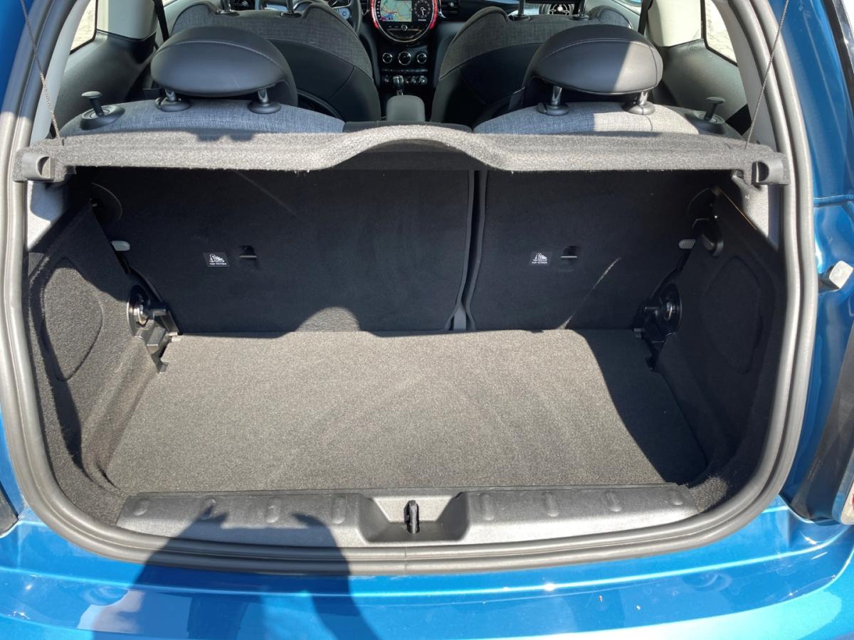 Originalaufnahme des Fahrzeugs Originalaufnahme des Fahrzeugs