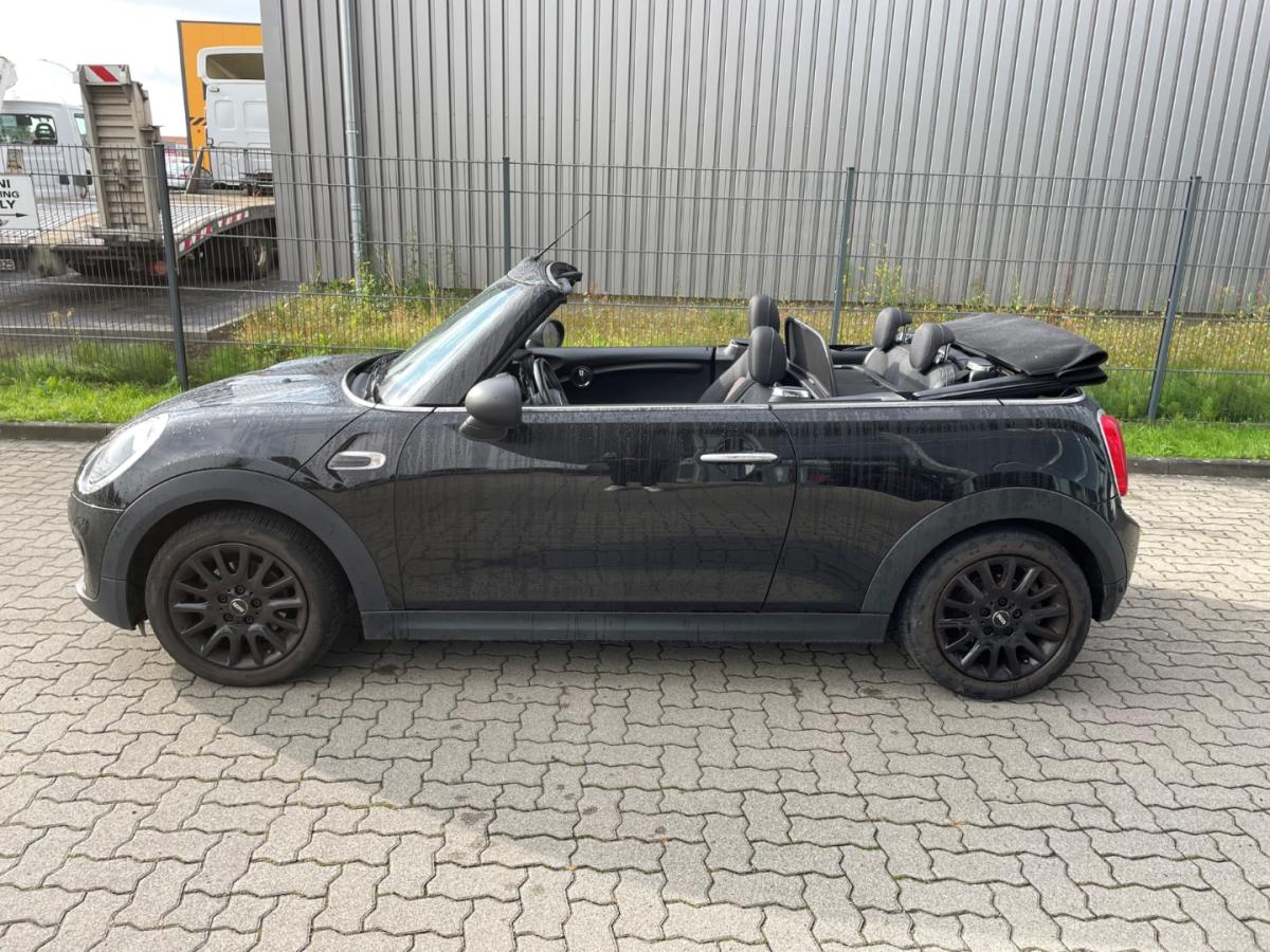 Originalaufnahme des Fahrzeugs Originalaufnahme des Fahrzeugs