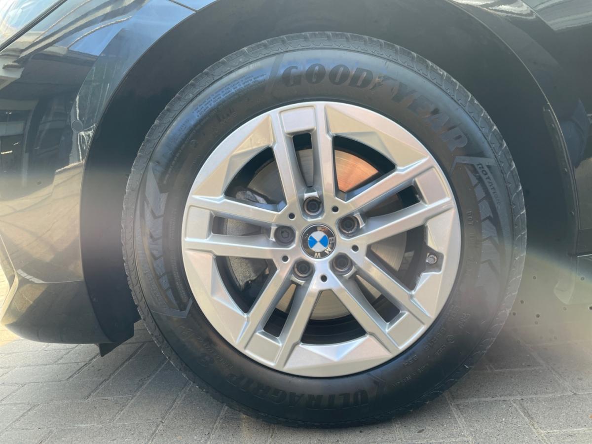 Originalaufnahme des Fahrzeugs Originalaufnahme des Fahrzeugs