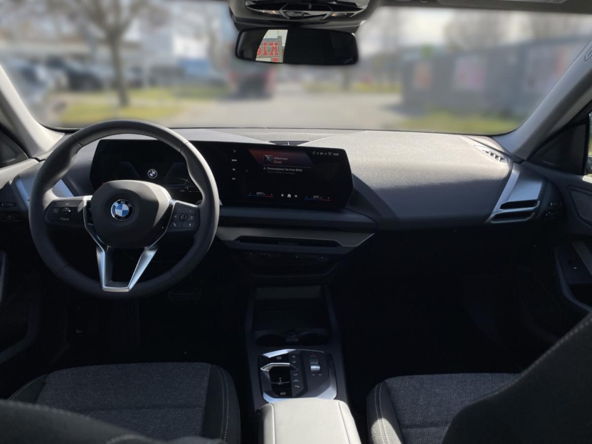 Originalaufnahme des Fahrzeugs Originalaufnahme des Fahrzeugs