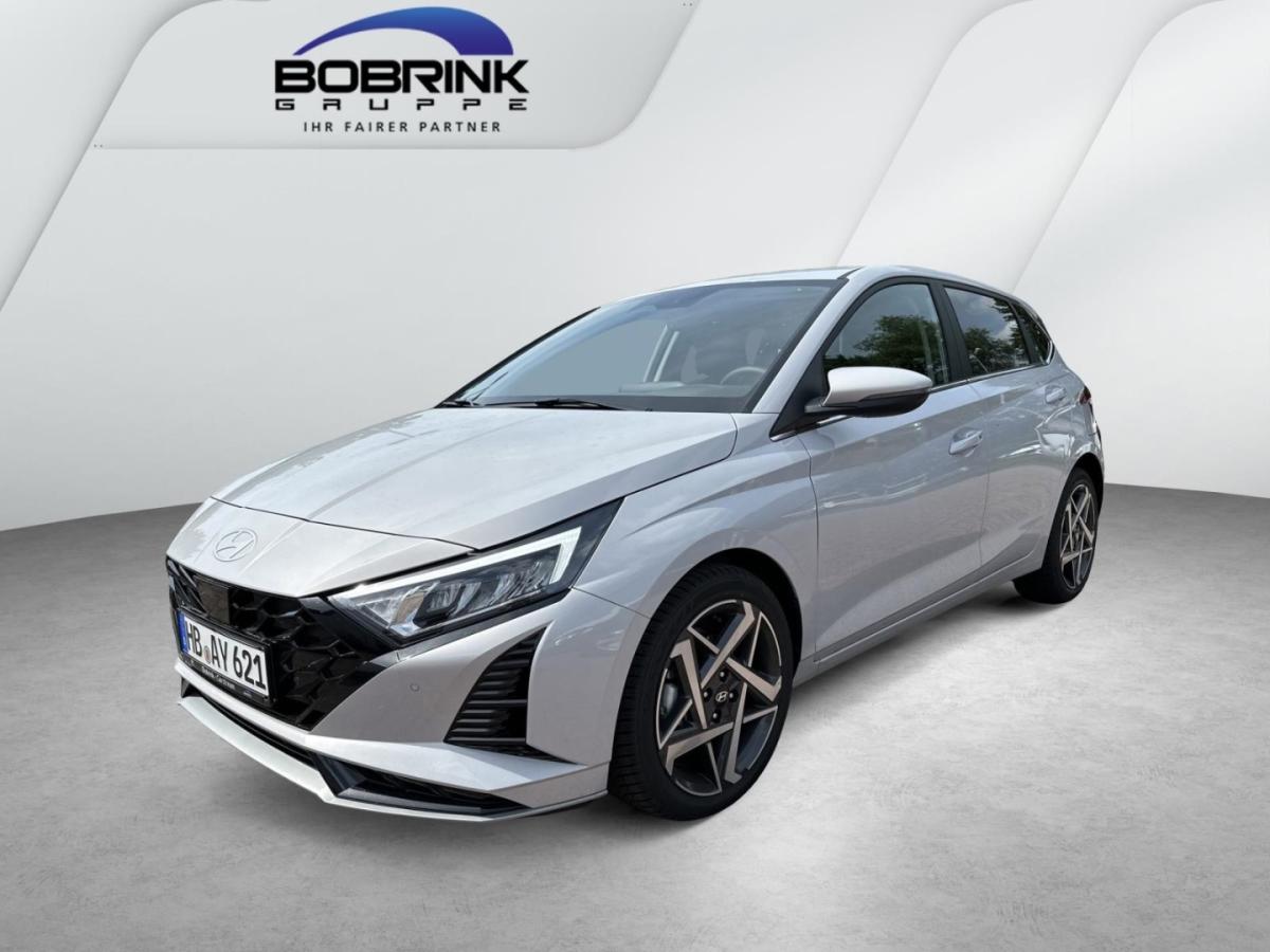 HYUNDAI i20 in Grau von vorne