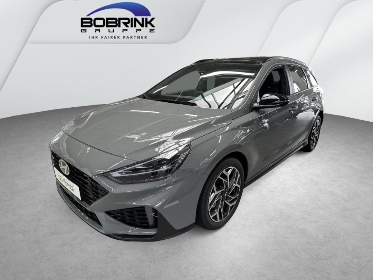 HYUNDAI i30 in Grau von vorne