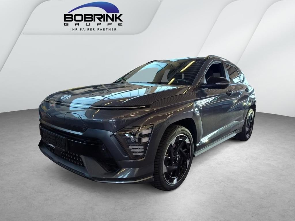 HYUNDAI KONA Elektro in Grau von vorne